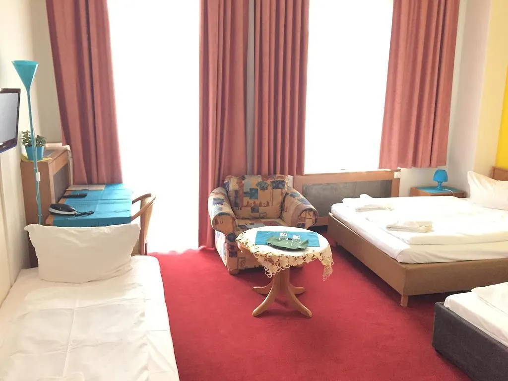 Hotel Pension Delta Berlin
