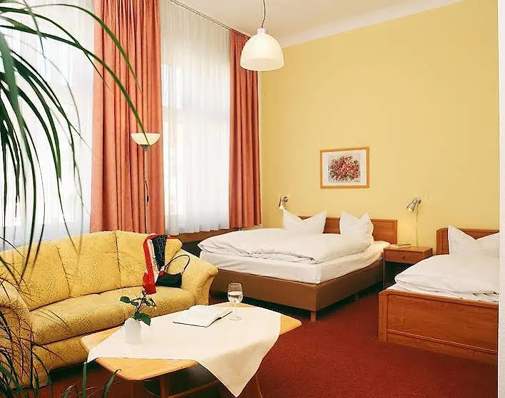 Hotel Pension Delta Berlin
